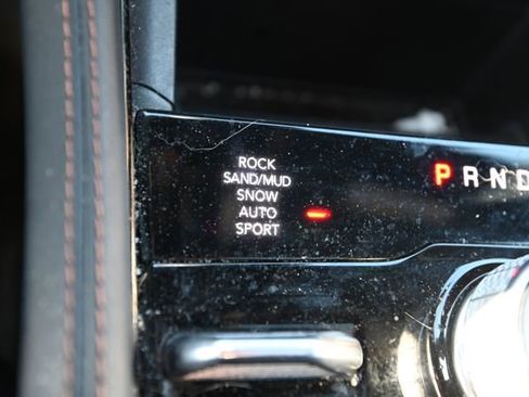 Used 2024 Jeep Grand Cherokee L Summit image 16