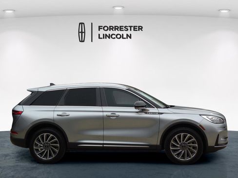 Used 2024 Lincoln Corsair Reserve w/ Equipment Group 201A AWD/4WD image 2