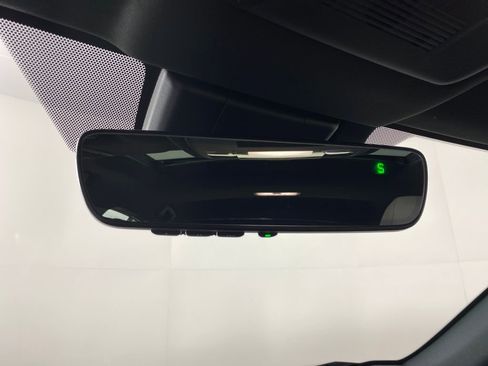 Used 2022 Lexus UX 250h w/ Premium Package image 28