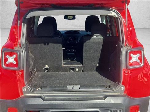 Used 2017 Jeep Renegade Trailhawk AWD/4WD image 6