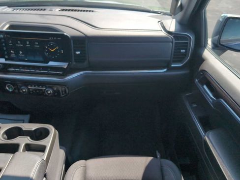 Used 2023 Chevrolet Silverado 1500 LT AWD/4WD image 27