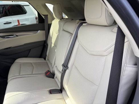 Used 2017 Cadillac XT5 Luxury w/ Driver Awareness Package image 46