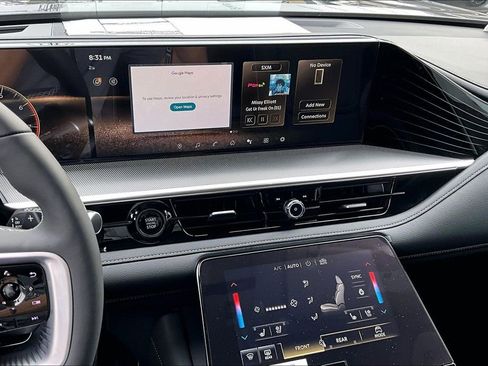 New 2026 INFINITI QX80 Luxe image 11