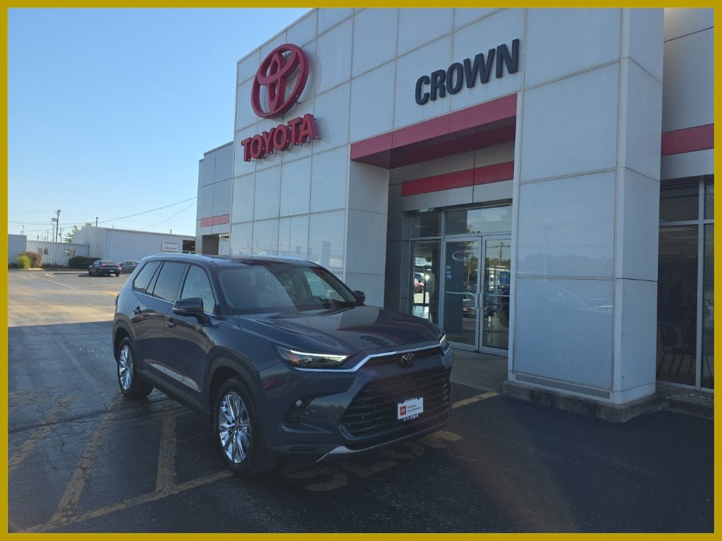 Used 2026 Toyota Grand Highlander AWD image 1