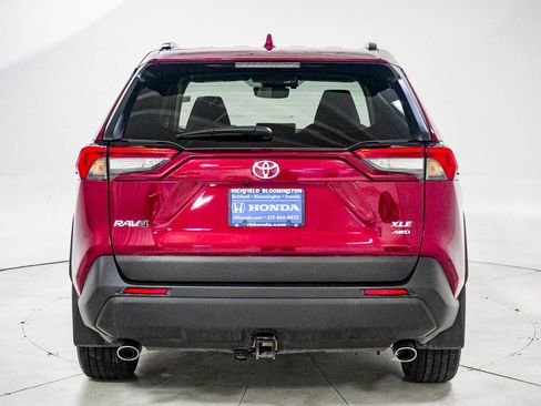 Used 2024 Toyota RAV4 XLE Premium image 7