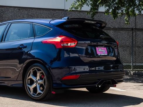 Used 2016 Ford Focus ST FWD image 50
