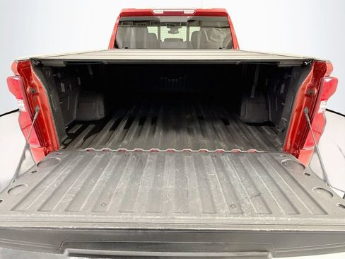 Used 2025 Chevrolet Silverado 1500 LT Trail Boss w/ Convenience Package II AWD/4WD image 27