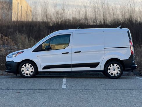 Used 2022 Ford Transit Connect XL image 5