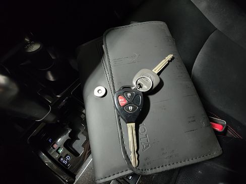 Used 2015 Toyota 4Runner TRD Pro image 35