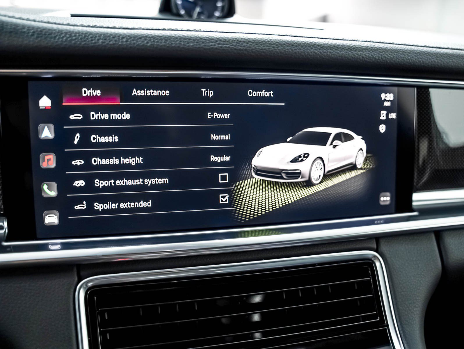 Certified 2023 Porsche Panamera 4 AWD/4WD image 25