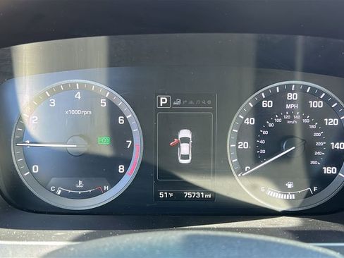 Used 2017 Hyundai Sonata Limited w/ Ultimate Package 04 FWD image 16