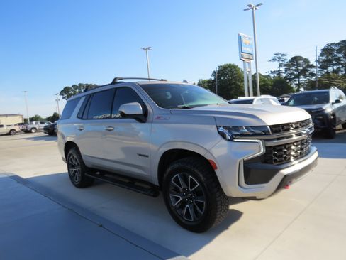 Certified 2021 Chevrolet Tahoe Z71 AWD/4WD image 5