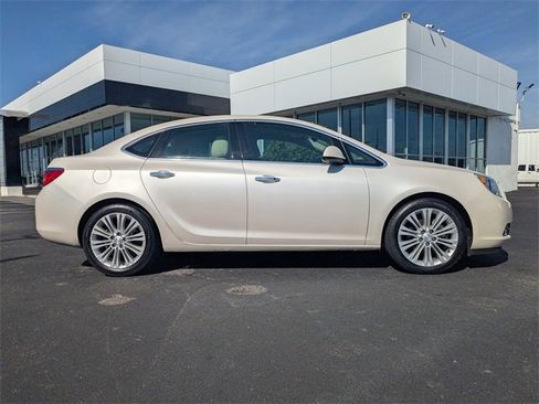 Used 2014 Buick Verano image 3