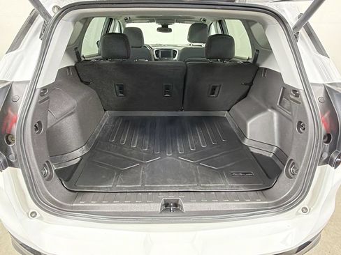 Used 2022 GMC Terrain SLE w/ Driver Convenience Package AWD/4WD image 23