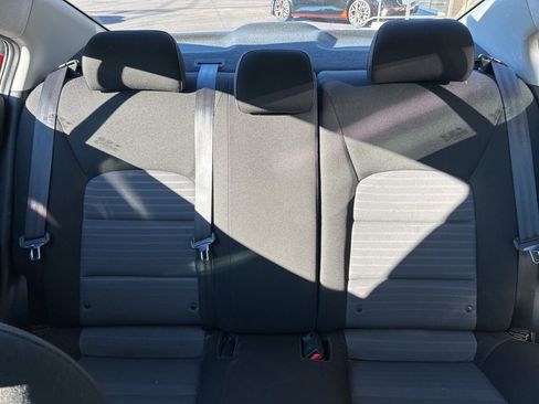 Used 2017 Kia Forte S image 20