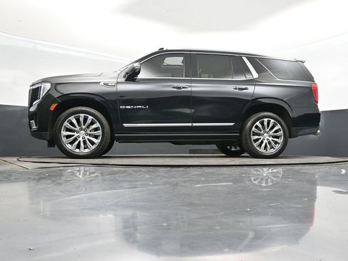 Used 2021 GMC Yukon Denali w/ Denali Premium Package image 45