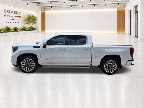 Used 2024 GMC Sierra 1500 Denali Ultimate AWD/4WD image 8
