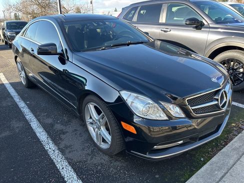 Used 2013 Mercedes-Benz E 350 4MATIC Coupe image 3