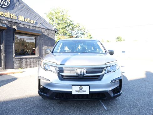 Used 2019 Honda Pilot LX image 2