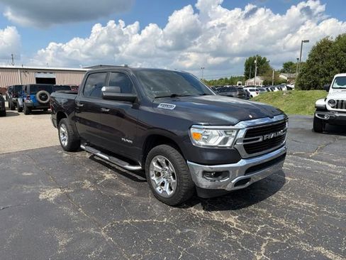 Used 2019 RAM 1500 Big Horn AWD/4WD image 2