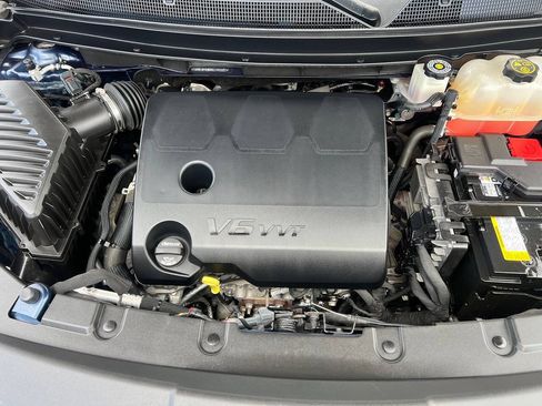 Used 2022 Chevrolet Traverse LS AWD/4WD image 17
