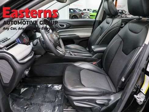 Used 2022 Jeep Compass Latitude w/ Sun and Sound Group image 14