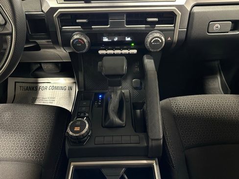 Used 2025 Toyota 4Runner SR5 image 39