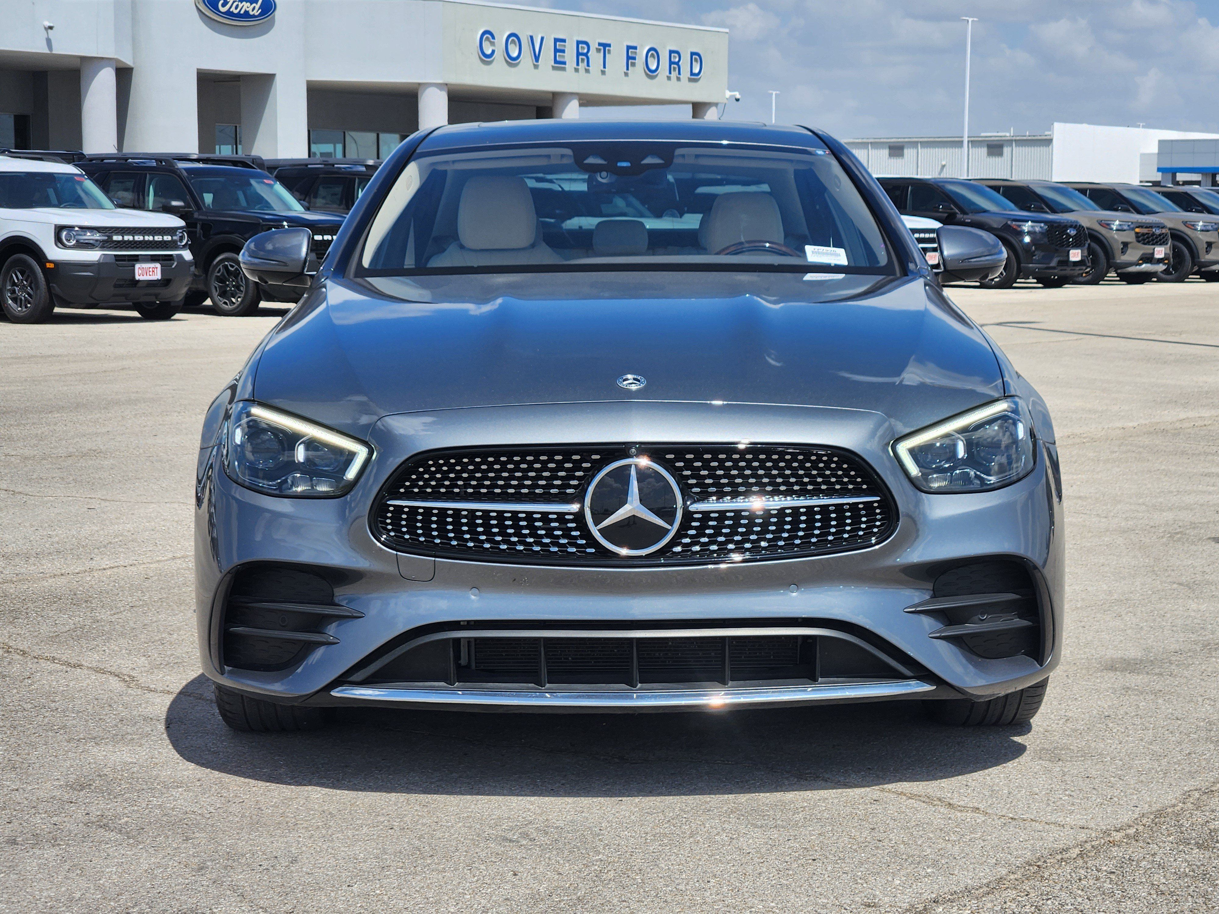 Used 2022 Mercedes-Benz E 350 Sedan image 2