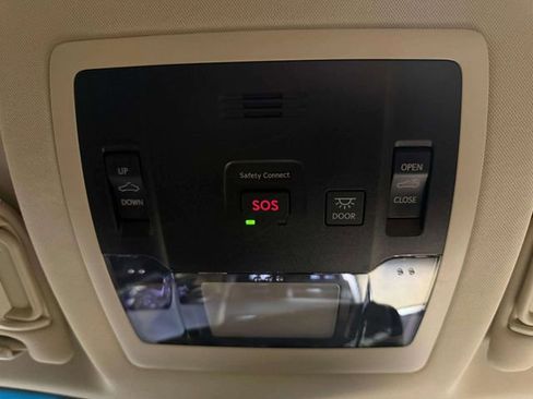 Used 2019 Lexus NX 300h AWD w/ Luxury Package image 24