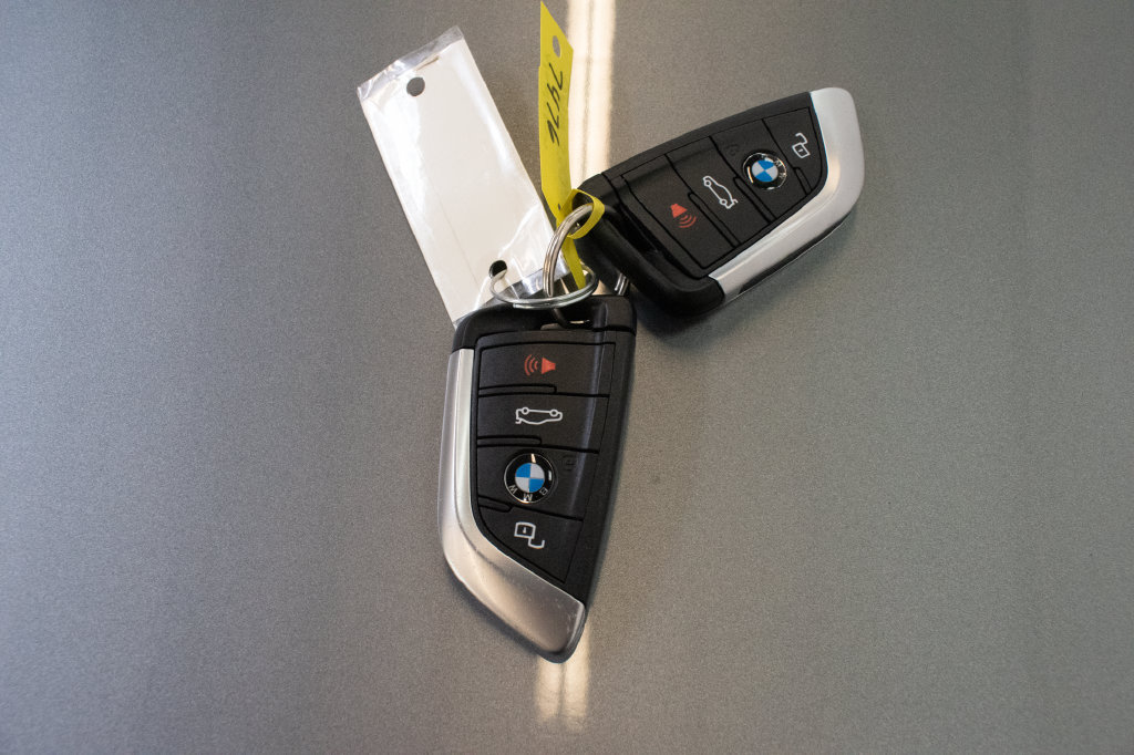 Used 2023 BMW 330i xDrive Sedan w/ Premium Package AWD/4WD image 26