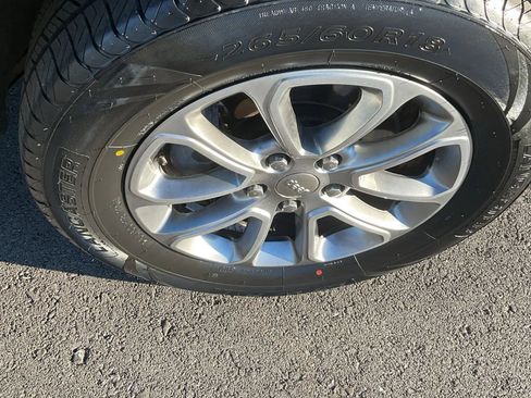 Used 2014 Jeep Grand Cherokee Limited image 12