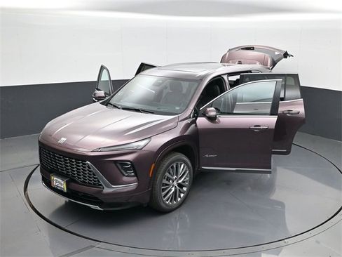 New 2026 Buick Enclave Avenir w/ Super Cruise Package image 31