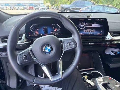 Used 2025 BMW X2 xDrive28i w/ Premium Package AWD/4WD image 17