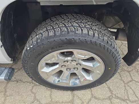 Used 2019 RAM 1500 Big Horn image 28