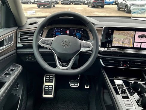 New 2026 Volkswagen Atlas SEL Premium R-Line AWD/4WD image 18