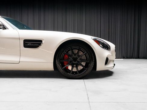 Used 2016 Mercedes-Benz AMG GT S image 29