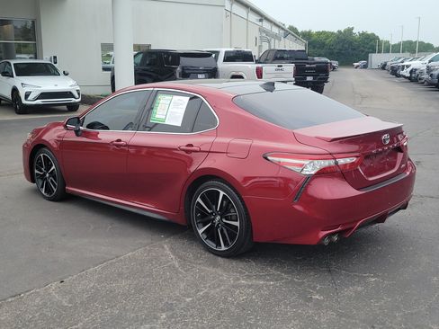 Used 2018 Toyota Camry XSE w/ Audio Package FWD image 3