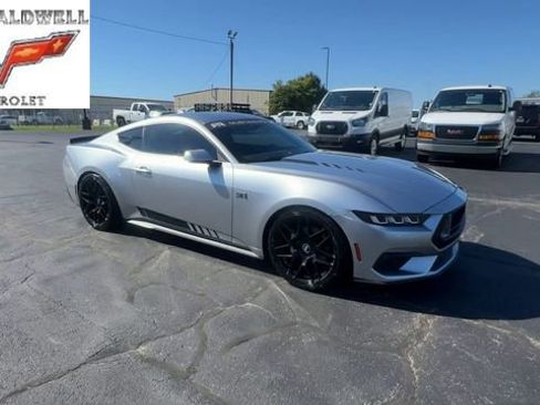 Used 2024 Ford Mustang Premium RWD image 2