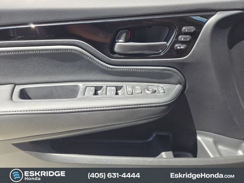 New 2026 Honda Odyssey Touring image 17