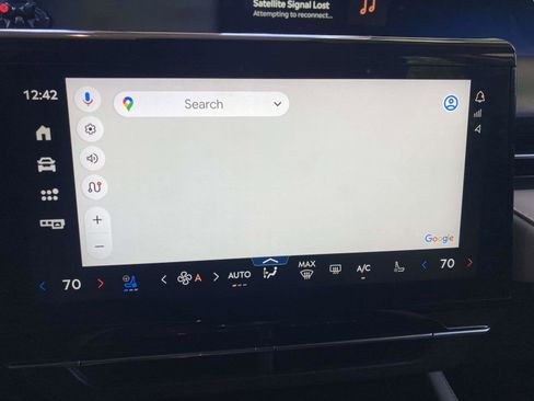 Certified 2024 Lincoln Nautilus Premier AWD/4WD image 24