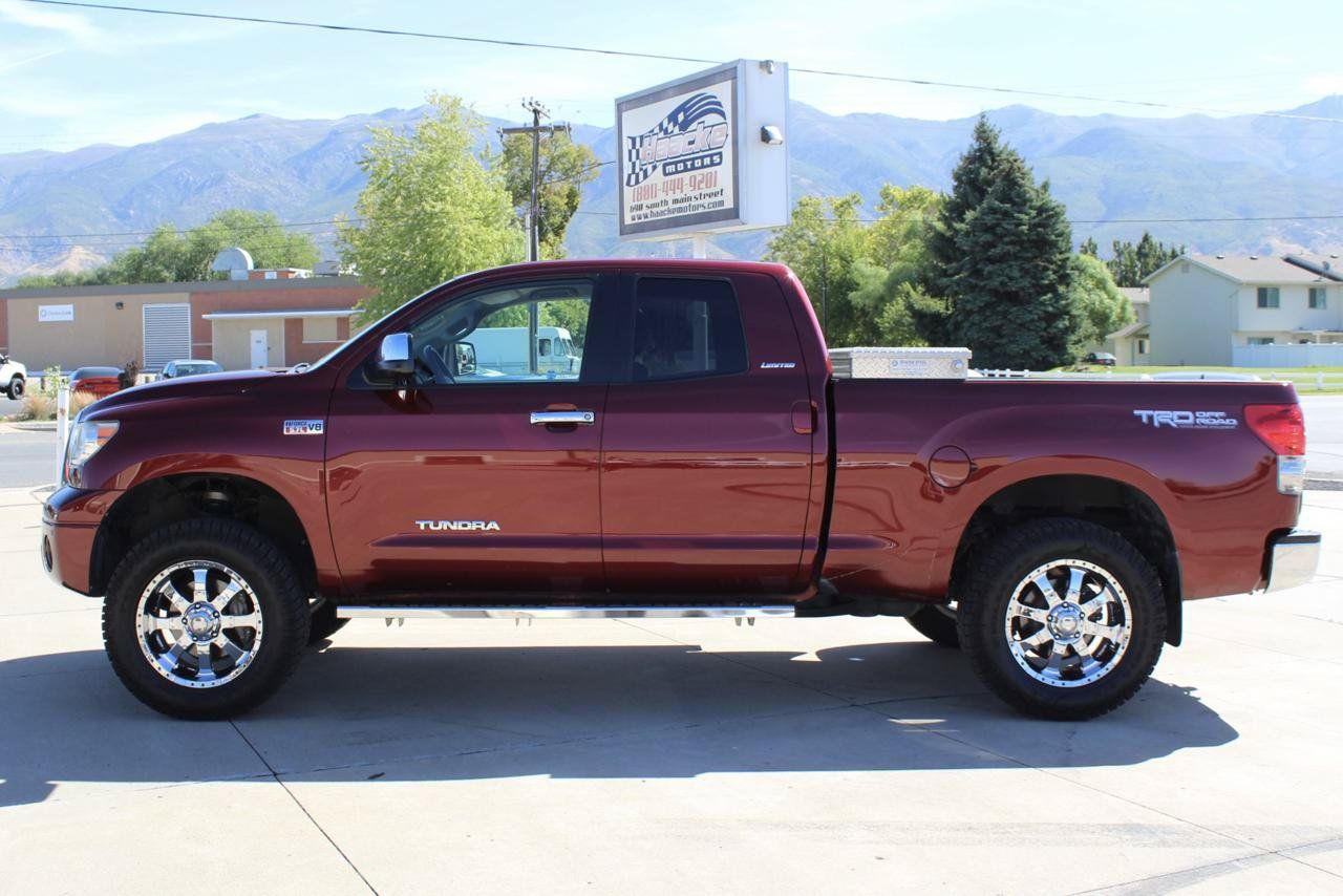 Used 2007 Toyota Tundra Limited w/ Preferred Accessory Pkg AWD/4WD image 12