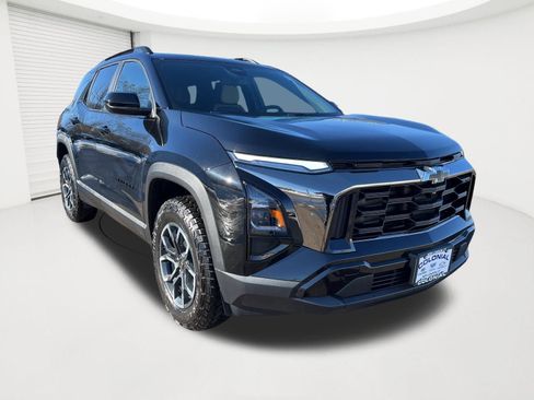 New 2026 Chevrolet Equinox ACTIV image 3