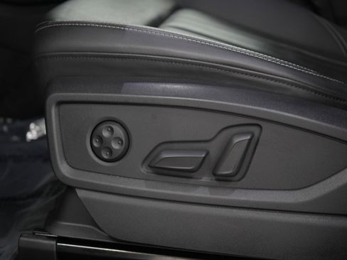 Used 2023 Audi Q5 2.0T Premium Plus w/ Premium Plus Package image 30