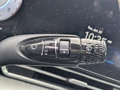 Used 2023 Hyundai Elantra SEL w/ Convenience Package image 27