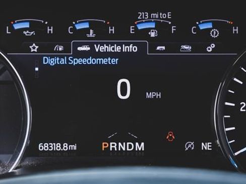 Used 2020 Ford Expedition Max XLT w/ Equipment Group 202A AWD/4WD image 12