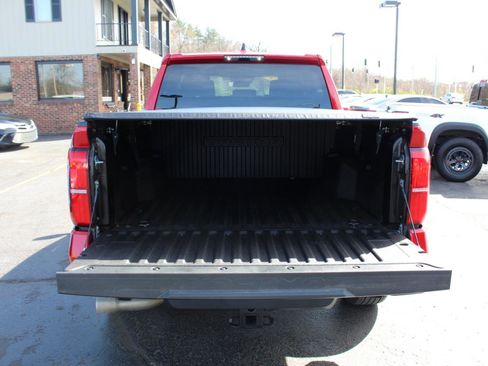 Used 2024 Toyota Tacoma TRD Sport image 14