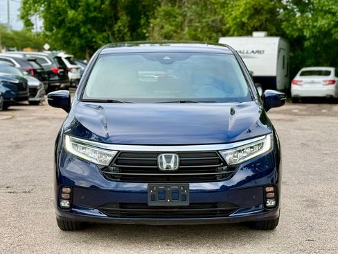 Used 2022 Honda Odyssey Elite image 3