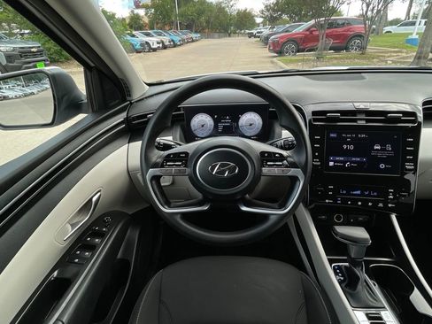 Used 2024 Hyundai Tucson SEL FWD image 11