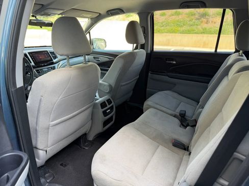 Used 2017 Honda Pilot EX image 17