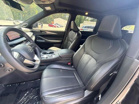 Used 2025 INFINITI QX60 Luxe w/ Black Edition FWD image 11